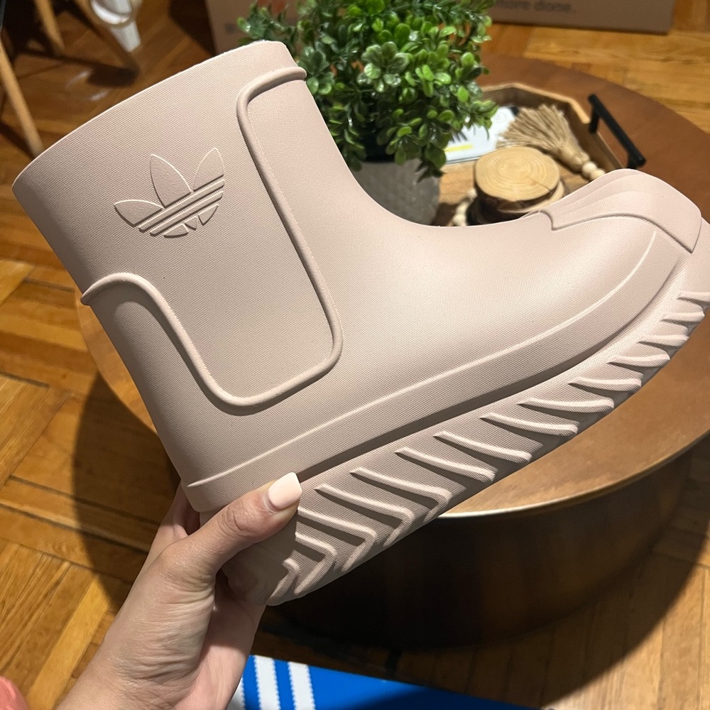 Adidas adifom superstar boot